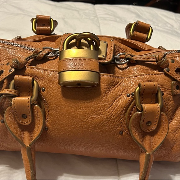 CHLOE PADDINGTON w/Lock - in great shape!  Such a beautiful bag🔥 CAMEL color. - Picture 4 of 11